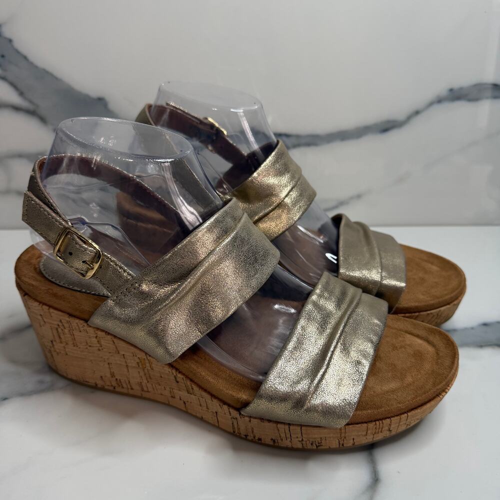 EuroSoft Women's Metallic Faux Leather Cork Wedge Kahley Sandals Sz 9.5 Casual